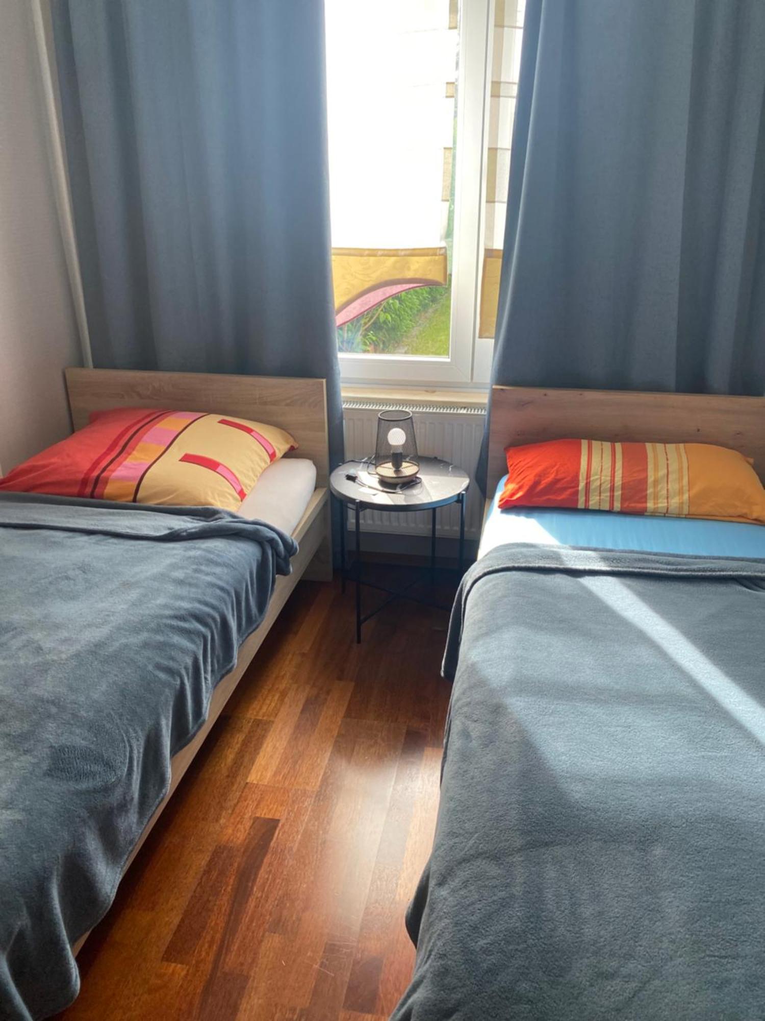 Ruhiges Zimmer Im Gasthaus エッセン エクステリア 写真