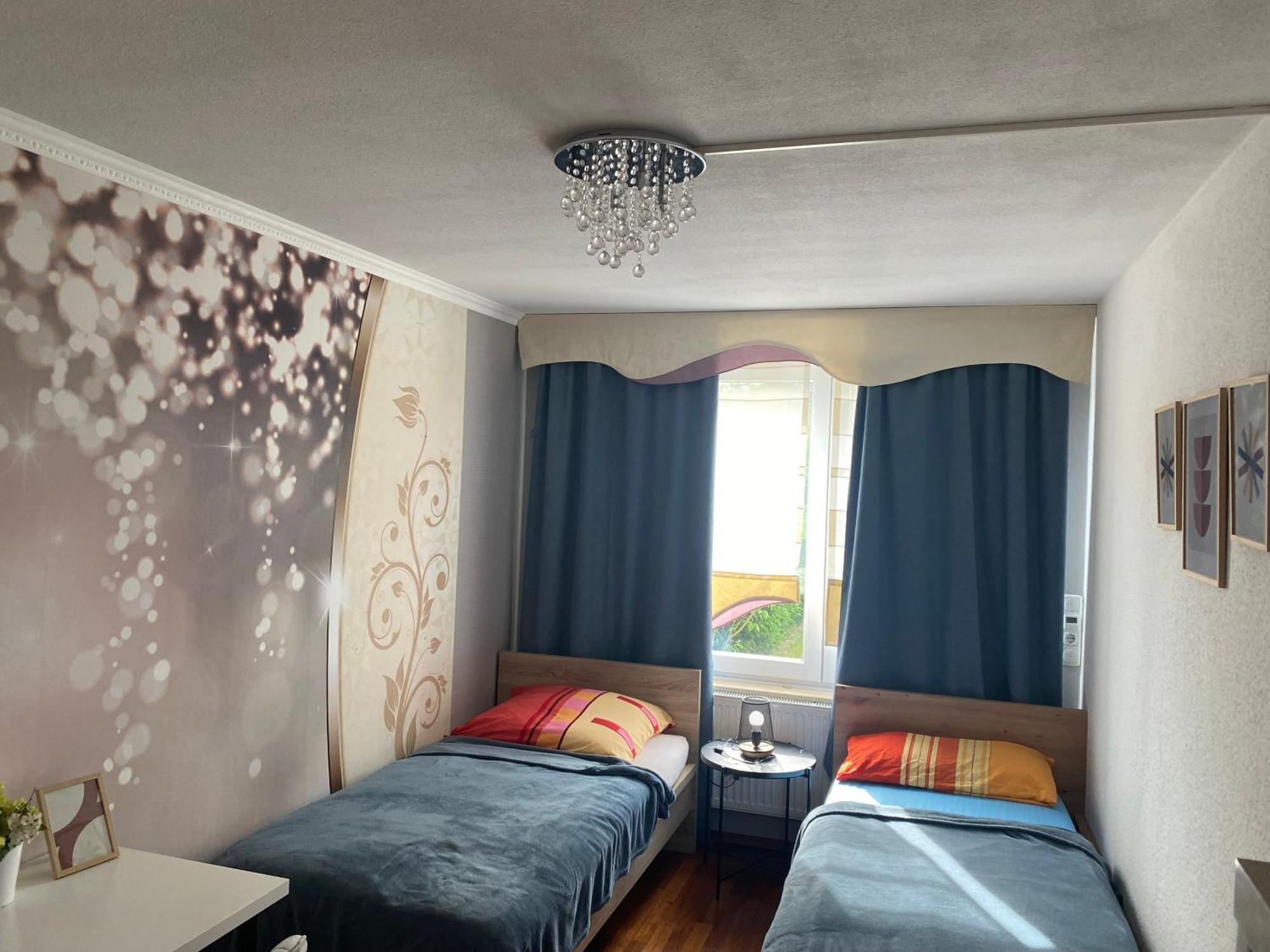 Ruhiges Zimmer Im Gasthaus エッセン エクステリア 写真